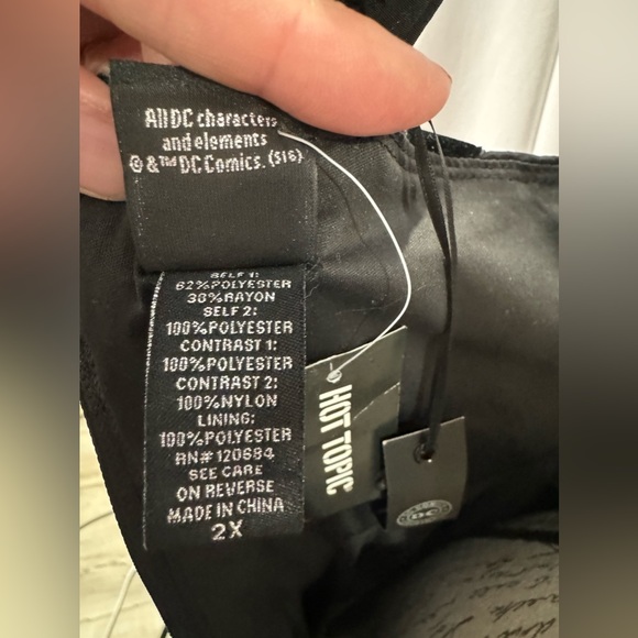 NWT Hot Topic DC Comics Batman sleeveless black formal size 2X - Picture 14 of 16